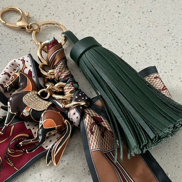 Piper K Equestrian Hand Painted Bag Charm Keychain - Picture 5 of 11